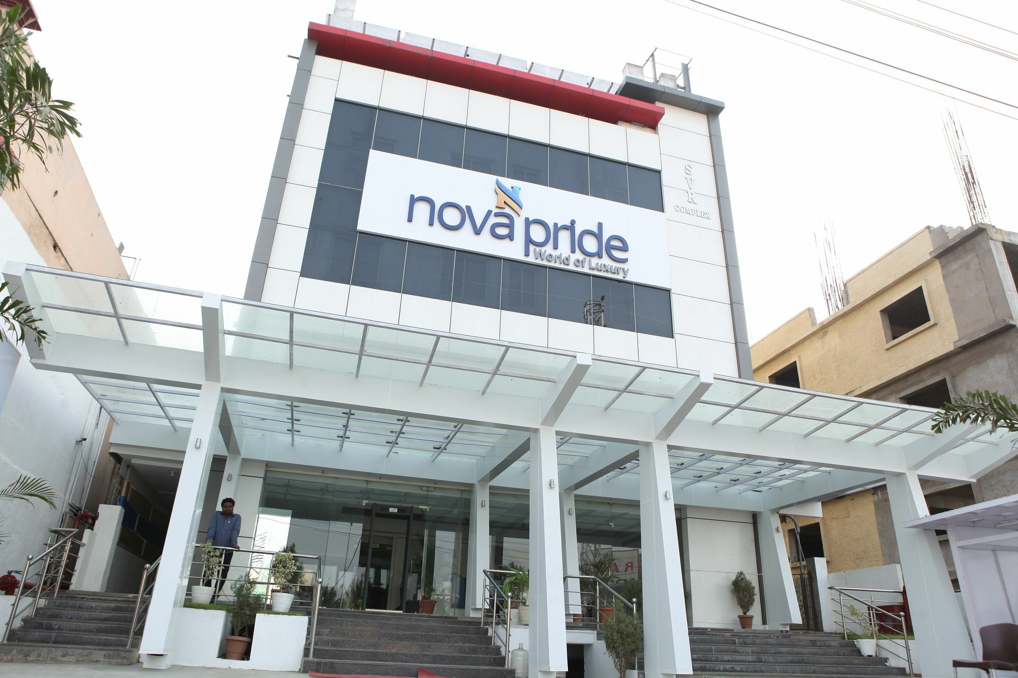 Nova Pride Hotel Hyderabad Exteriör bild