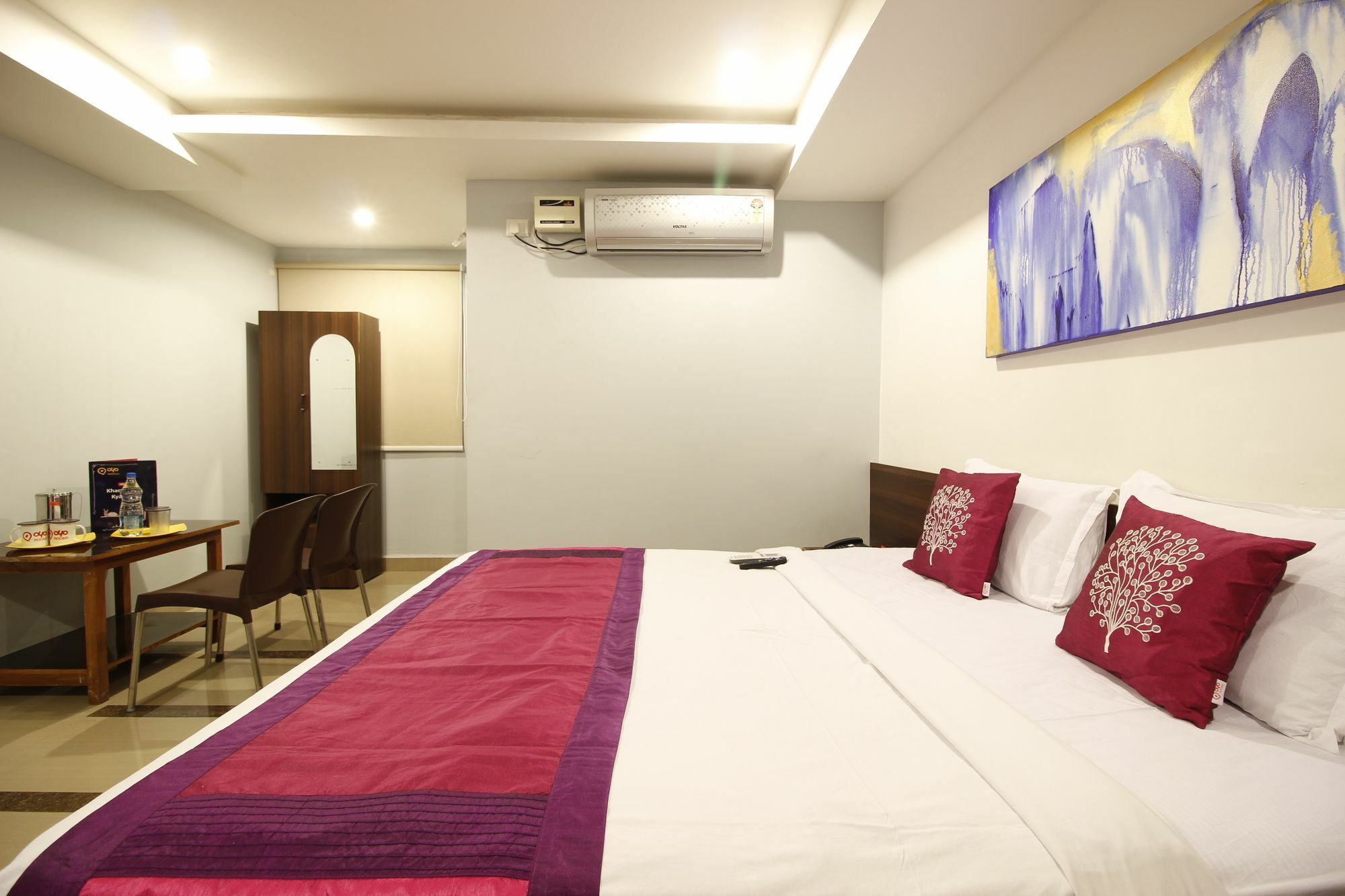 Nova Pride Hotel Hyderabad Exteriör bild